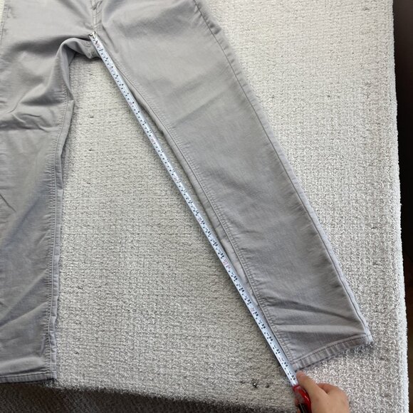 Black Bull Jeans Men’s Sz 33 Light Gray Denim Skinny Fit Slim Straight Casual - Picture 11 of 12